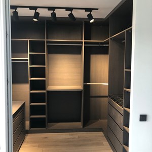 antrasit-mese-giyinme-odasi-1.jpg