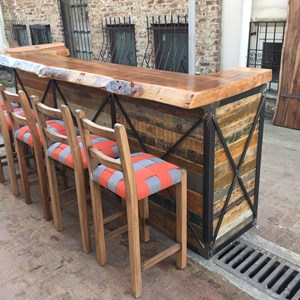 bistro-bar-1.jpg